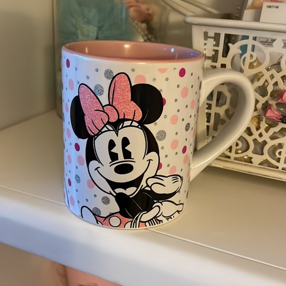 🎀Classic Disney Minnie Mouse Polka dot Coffee Tea mug - Picture 3 of 5